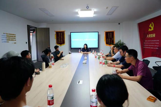 探索低空赛道发展驾校转型恰逢其时——杭州市驾培行业无人机操作培训交流会圆满成功(图6)