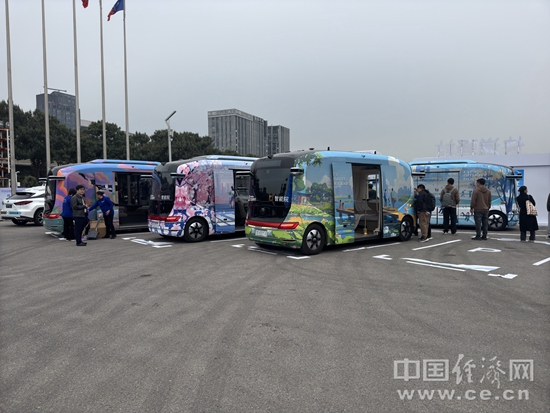 发展新质生产力重要“引擎”无人驾驶按下“加速键”(图6)