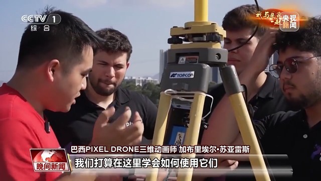 以无人机为笔他们在夜空中作画(图11)