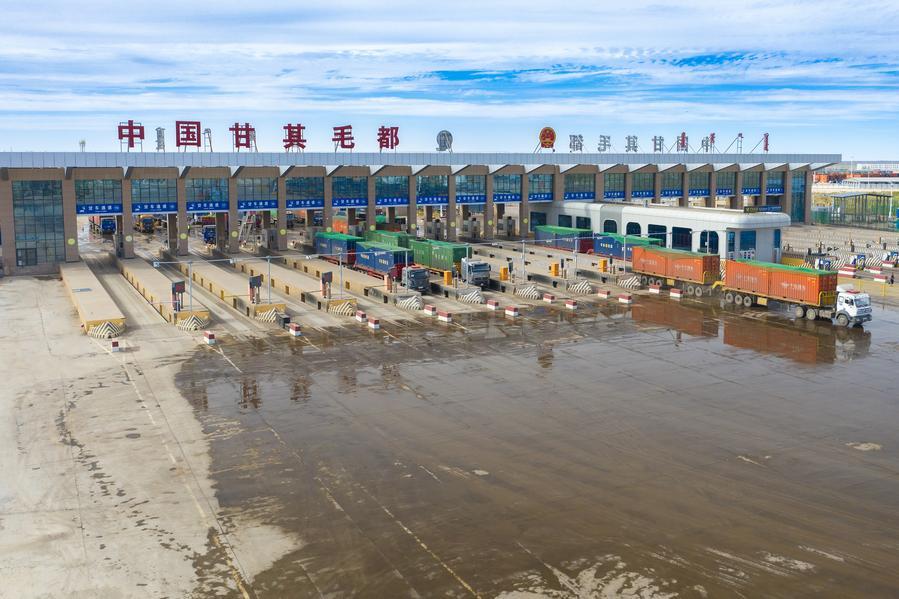 新华社中蒙俄边境行：跨境能源通道的智能升级(图1)