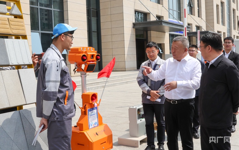 内蒙古交通集团2025年科技活动周启动(图1)