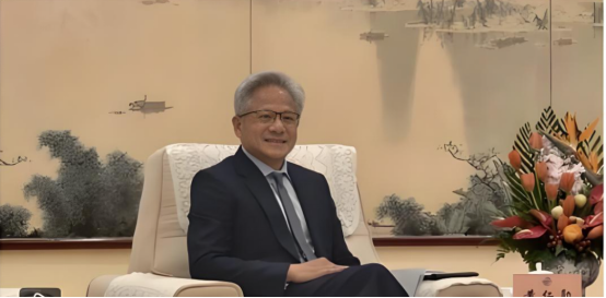 英伟达的神话破灭黄仁勋访华能“救火”吗？(图1)