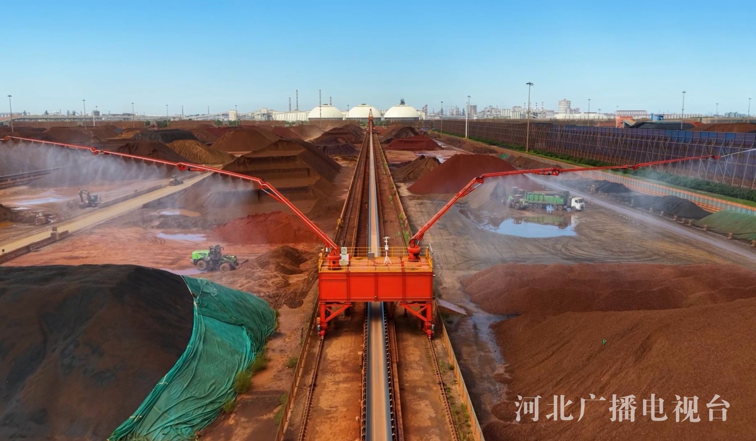 行走渤海湾“机器人同事”组建超级战队唐山港打造智能新龙8枢纽(图2)