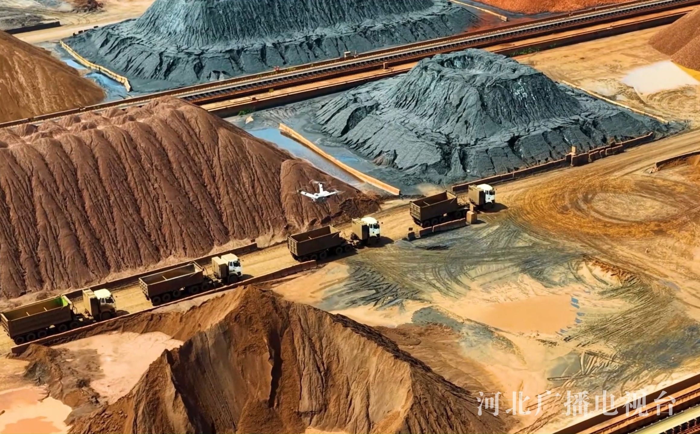 行走渤海湾“机器人同事”组建超级战队唐山港打造智能新龙8枢纽(图3)