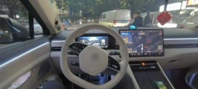 男子酒后躺在副驾驶睡觉用“智驾神器”开车20分钟！法院判了→(图3)