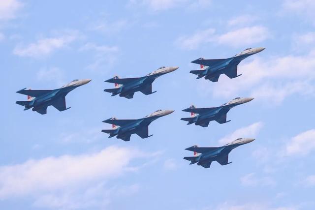 太震撼了！167亿签约+多国机队炫技！2025南昌飞行大会燃动蓝天！(图4)