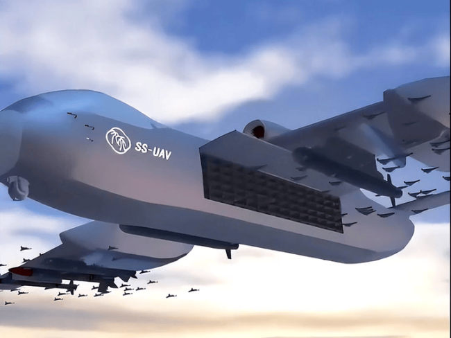 有人战斗机的装备九天无人机都能带空中航母首飞成功(图1)