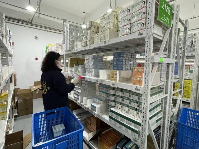 四川自贡的物流企业“卷”什么？不比速度不拼服务“卷”科技创新(图1)