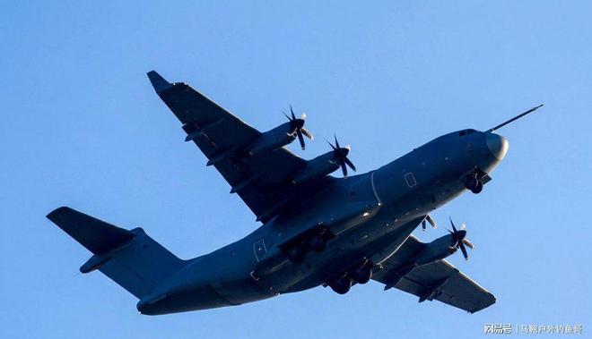 龙8美国即将过节印媒:中国又送出两份“大礼”美军怕什么来什么(图2)