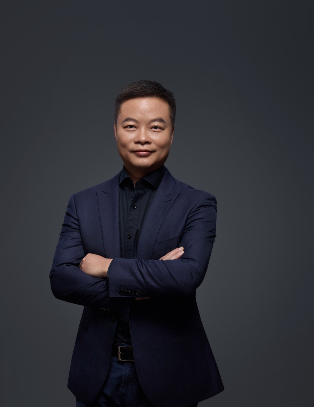 专访全国人大代表、小鹏汽车董事长何小鹏:并非所有车企都能顺利转型为人形机器人企业(图1)