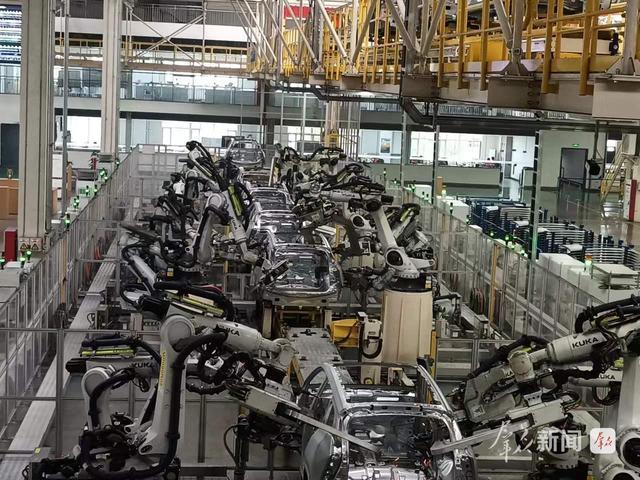 陕西汽车产值同比增长131%的背后龙8(图2)