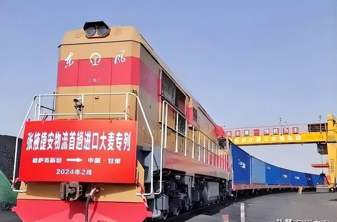 龙8国际哈萨克斯坦逆袭记:从内陆困局到中亚霸主中哈合作的共赢密码(图2)