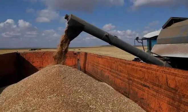 龙8国际哈萨克斯坦逆袭记:从内陆困局到中亚霸主中哈合作的共赢密码(图5)