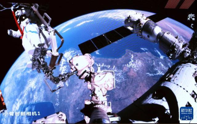 时光相册龙8国际｜70载中国航天箭指苍穹(图44)