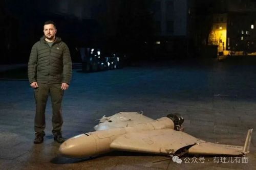 西方的耗材基辅的养料？乌克兰士兵饿成皮包骨(图2)